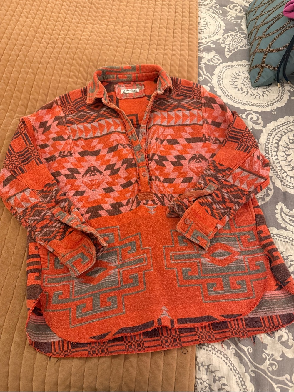 We The Free Arizona Sky Pullover size S - Picture 3 of 6